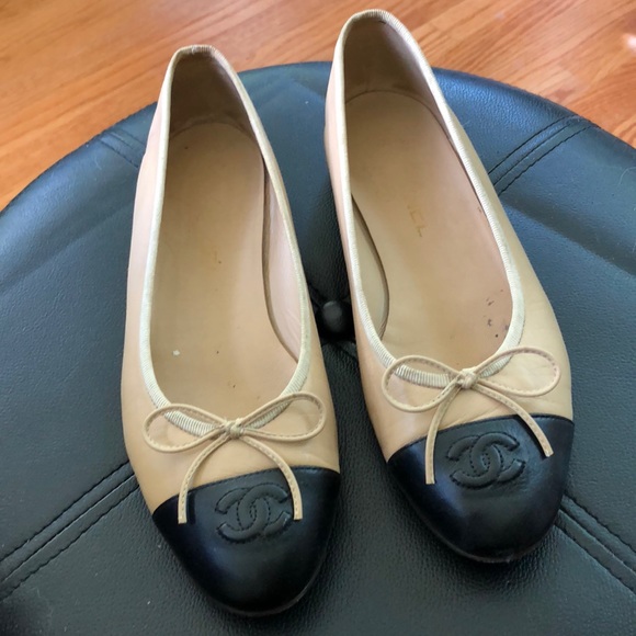 CHANEL Shoes - Chanel Classic Ballet Flats